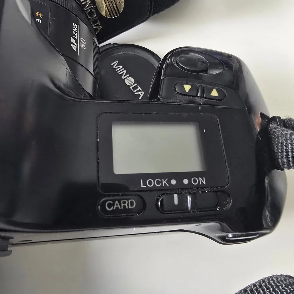 Minolta Maxxum 5000i 35mm‎ SLR Film Camera with AF 50mm Lens and Strap Black